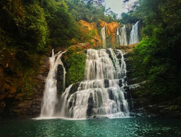 Nauyaca Falls - Naturalist George Guide